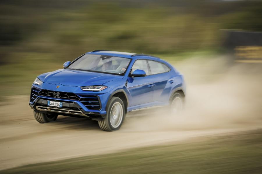 Lamborghini Urus Off-Road Package 2018 года  (NA) (фото 6 из 11)